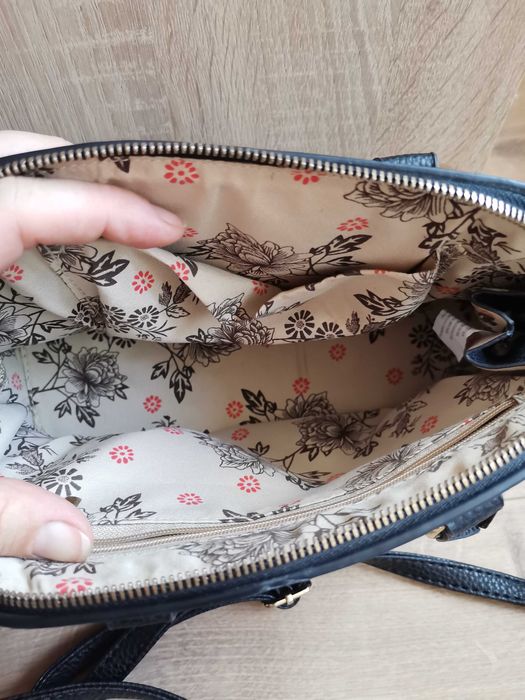 Дамска малка чанта