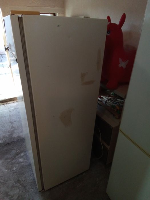 Холодильник  рабочий