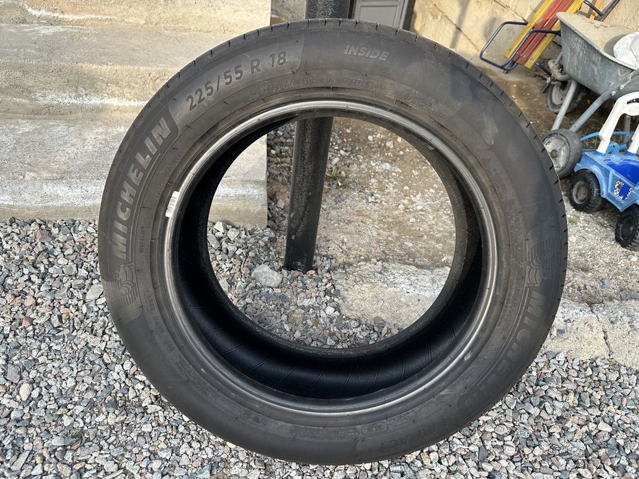 Продам комплект летних шин Michelin Primacy 4