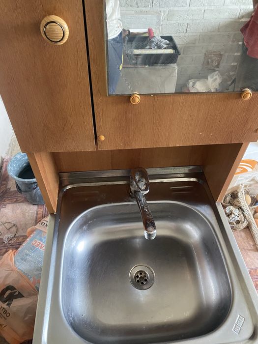 Умывальник продам