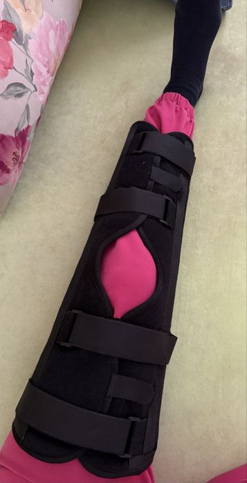 Тутор ортез на ногу