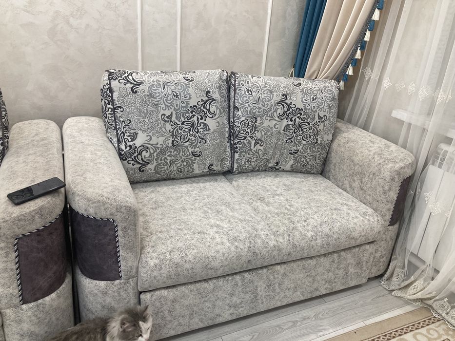 Диван состояние отлично 250 тыс