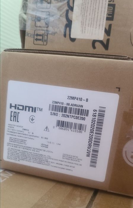 Монитор почти новый