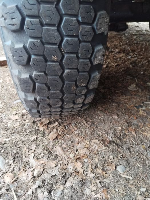 Уаз 5 местка находу