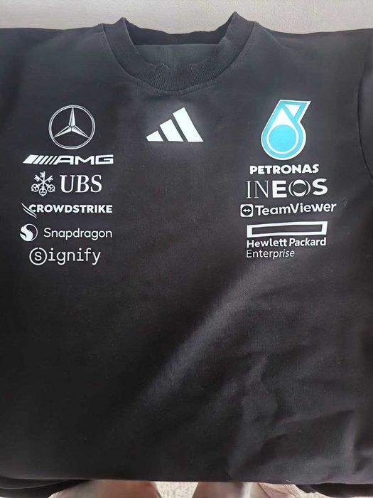 Mercedes AMG Petronas F1 свитшот Adidas | размер M