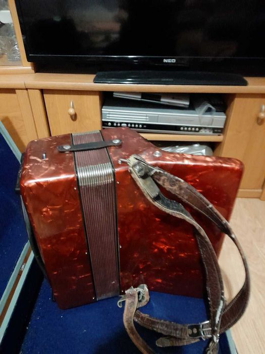 Акордеон втора употреба