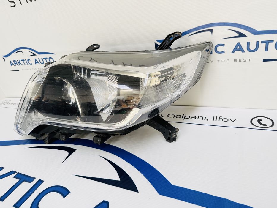 Far stanga Toyota Land Cruiser Prado dupa 2015