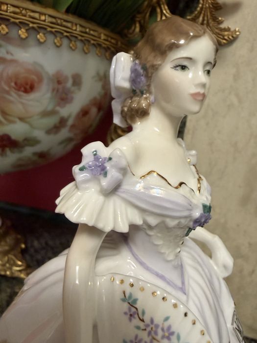 Порцеланова фигурка  Royal Worcester