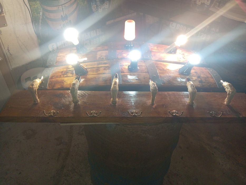 Ретро закачалка и плафони  от буре  подходящи  за  навес  или  барбекю