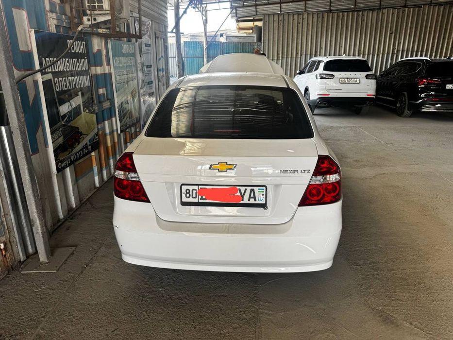 Nexia 3 AT , автомат 2022, идеал холат