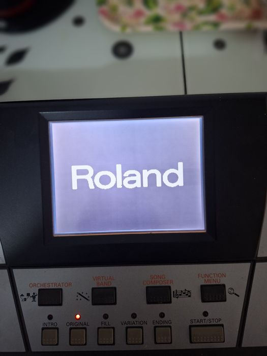 Orga Roland VA-3
