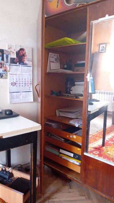 гардероб трикрилен