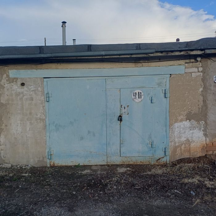 Продам Гараж на 7 корпаративе