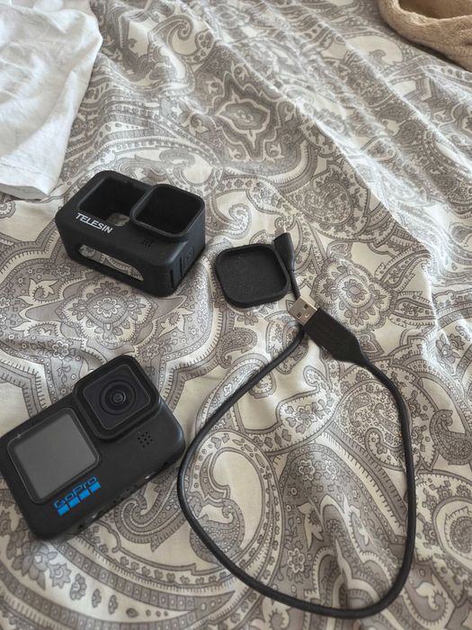 Продаю go pro hero 11 black