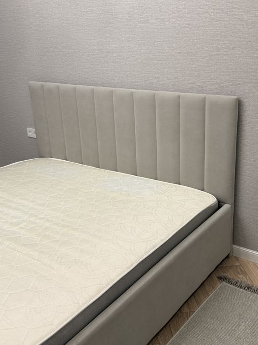 Продам кровать 180*200