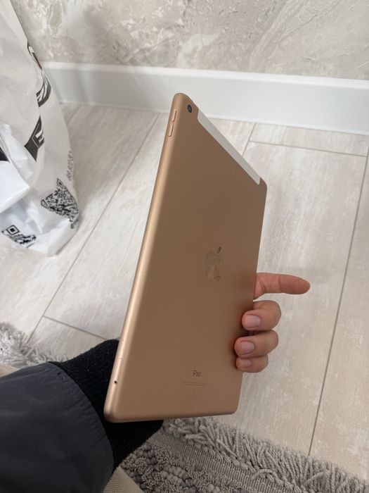 Ipad 7 симкарта тушади