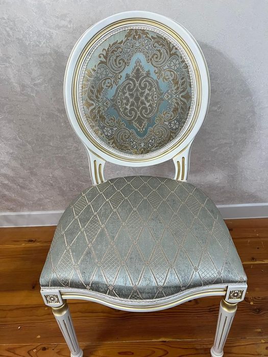 Продам стулья в отличном состоянии, почти новые