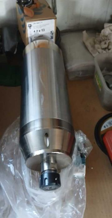 Професионален CNC електромотор с водно охлаждане – 6 kW, 24000 об./мин., ER25