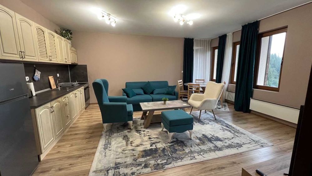 Дава се под наем Двустаен апартамент в к.к. Пампорово - 70 кв.м за 89.76 € - Снимка #2