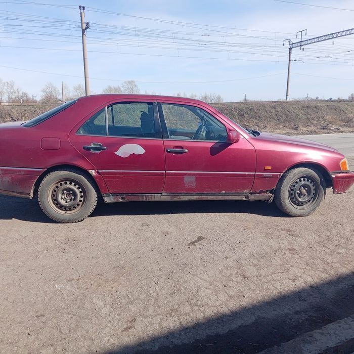 Продам Mercedes 180 C