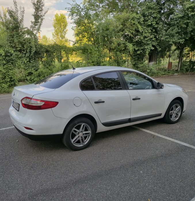 RENAULT Fluence 2011 — imagine 3