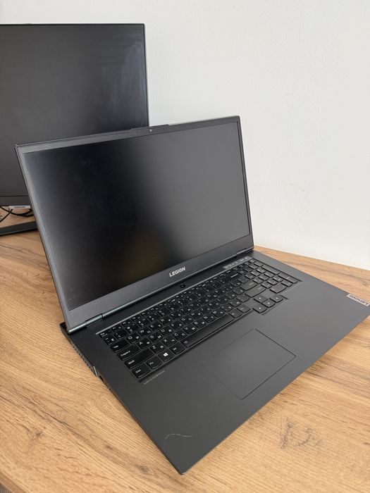 Продам  Lenovo Legion 5 17IMH05