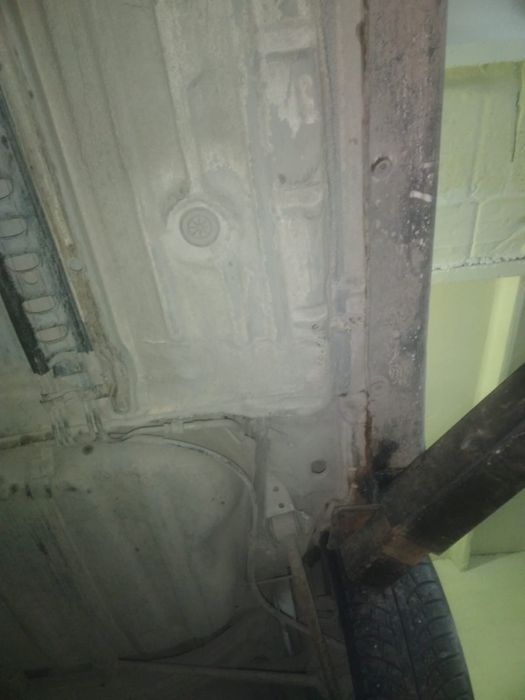 Тоиота корона праворулька