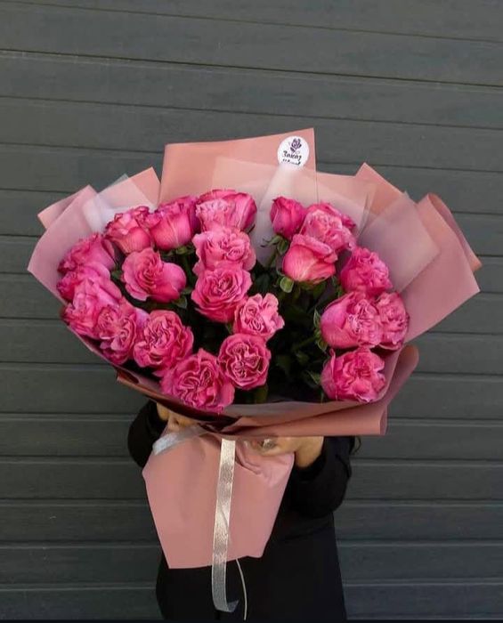 Гүл шоқтары. Цветы букет цветов розы белый розы свежий букет гүлдер