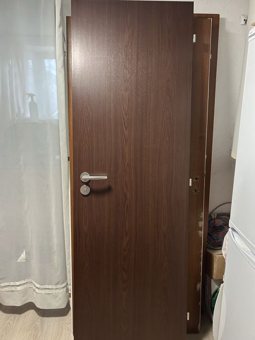 Професионално облепяне на врати кухни и мебели