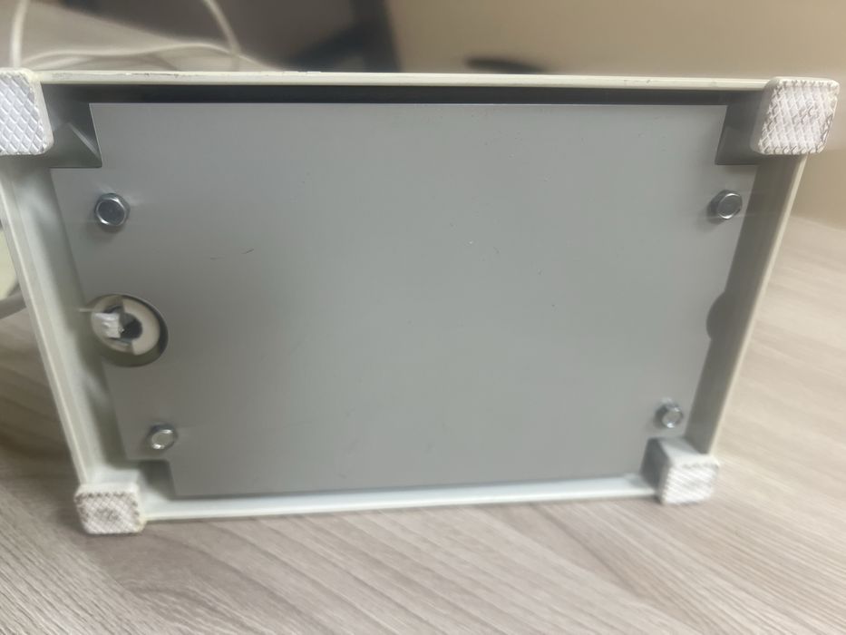 Настольная лампа