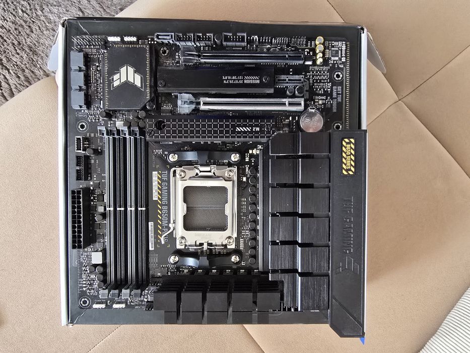 Дънна платка ASUS TUF GAMING B650M-PLUS