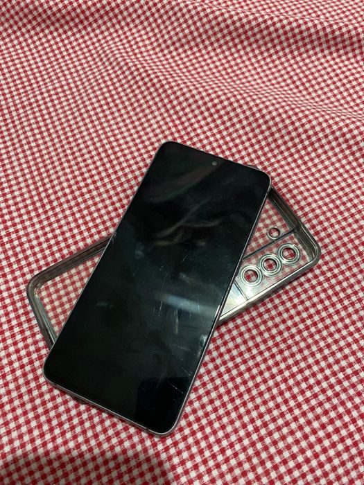 Тез арада сатылады. Samsung s21 fe