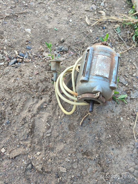 Моторчик для чего нибудь