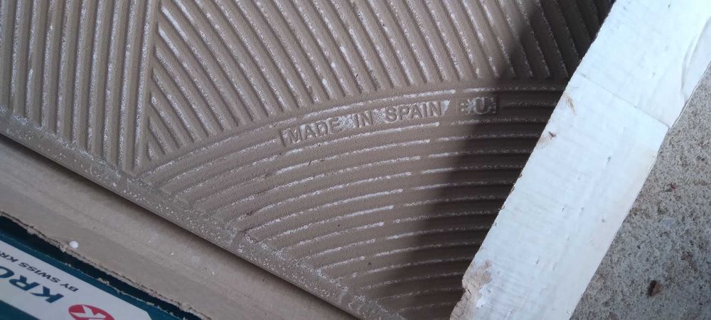 Испански фаянс и гранитогрес на половин цена