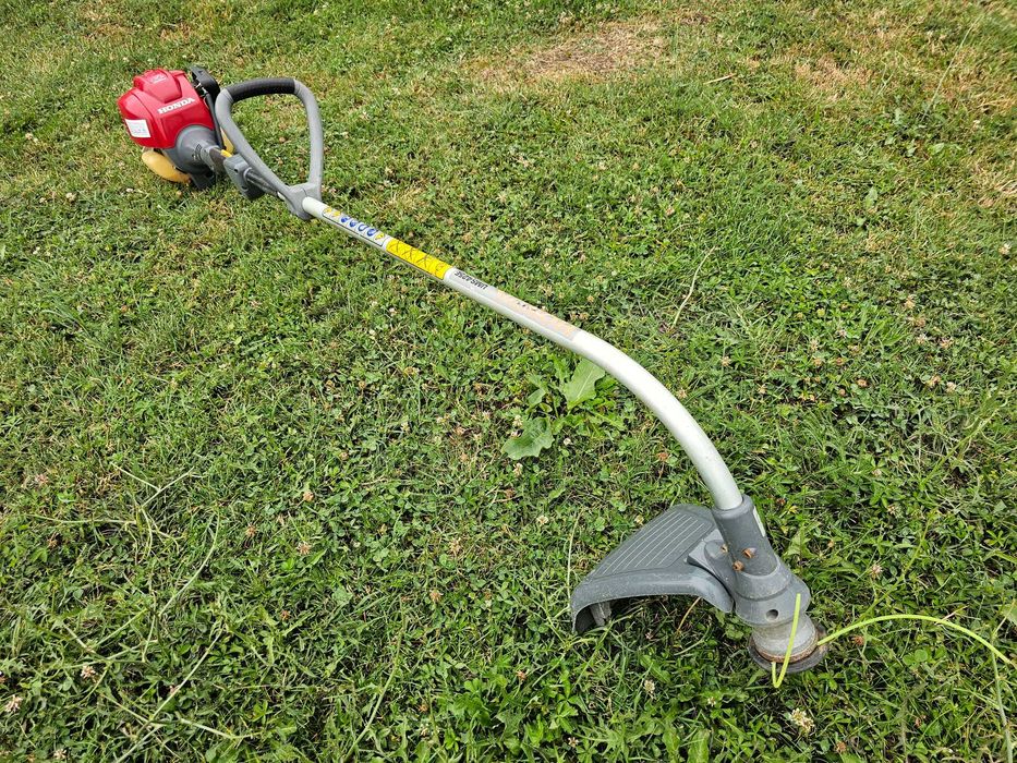 Моторна Коса HONDA UMS 425.E. Перфектна..Тример