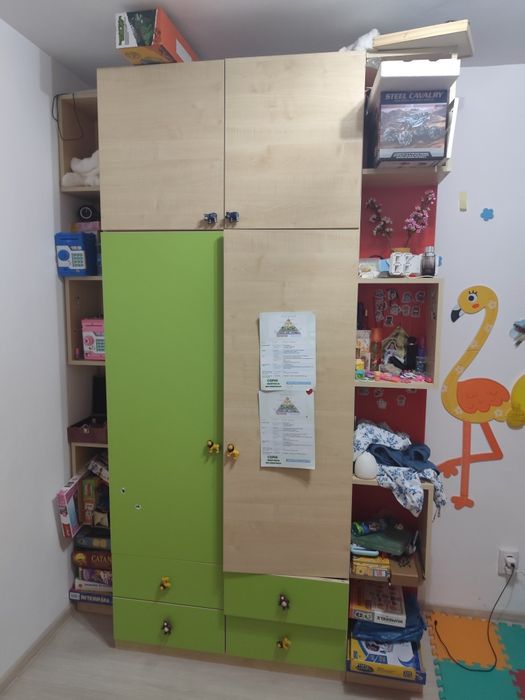 Vând dormitor copii paturi suprapuse, negociabil