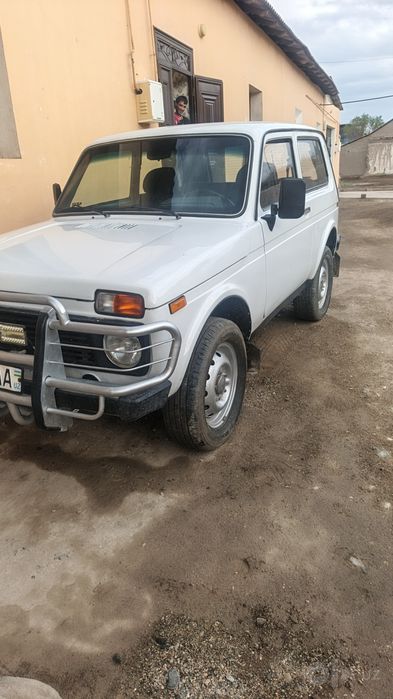 Lada niva 1996 prapan