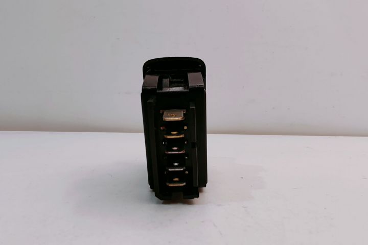 Buton  Macara 436528M Renault Megane prima generatie (facelift) seria