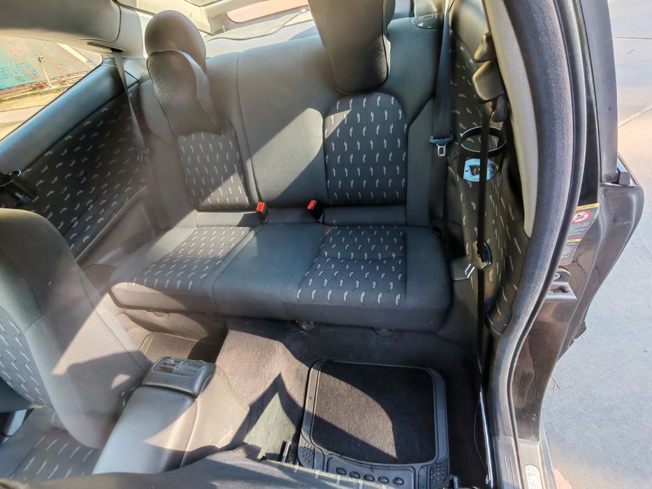 Mercedes-Benz Clasa C Coupe 2002 | 1.8 Kompressor Benzină | 1.300 €