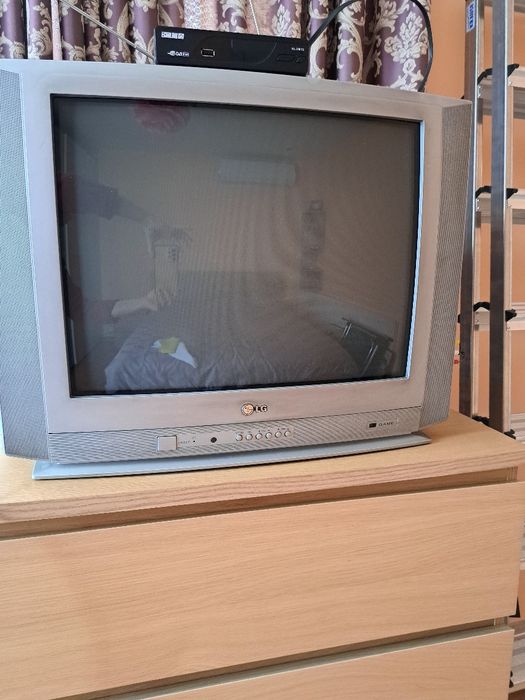 Телевизор с кинескоп LG