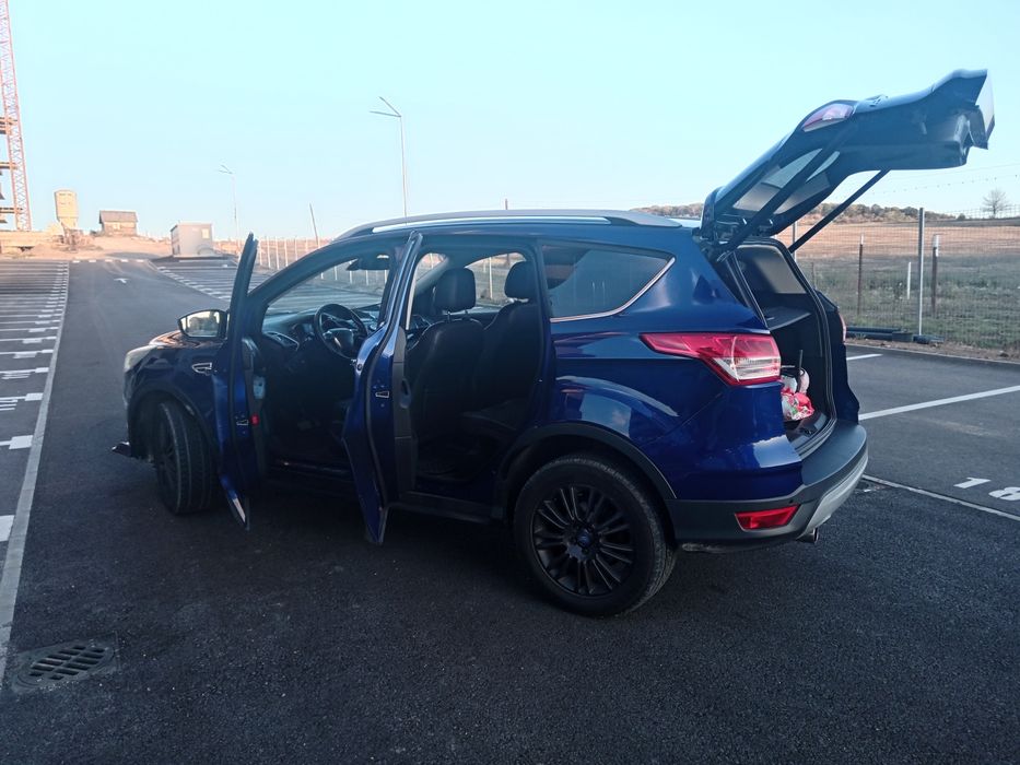 Vând Ford Kuga 6000 euro