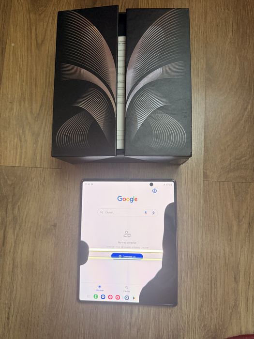 Samsung z fold 2