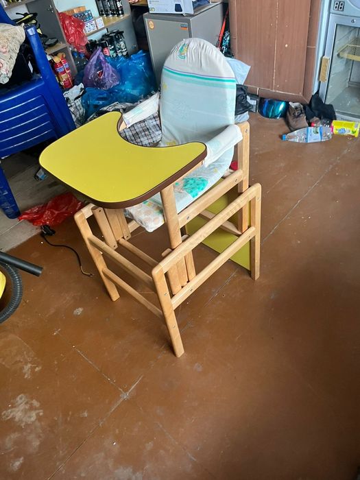 Детский столик..