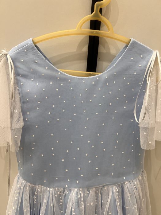 Праздничное платье на 5-6 лет