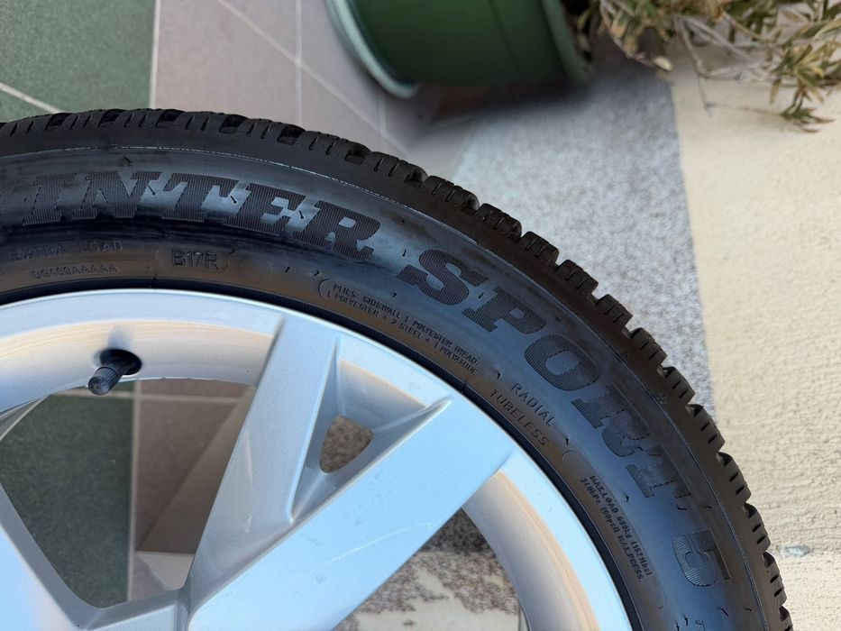 Jante Skoda Octavia originale+205.55.17 iarna Dunlop 2024