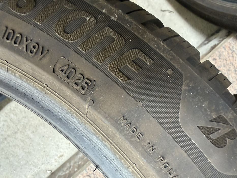 2 Anvelope Iarnă Bridgestone Blizzak 6 305/40 R20 112W XL – DOT 4025 – Aproape Noi