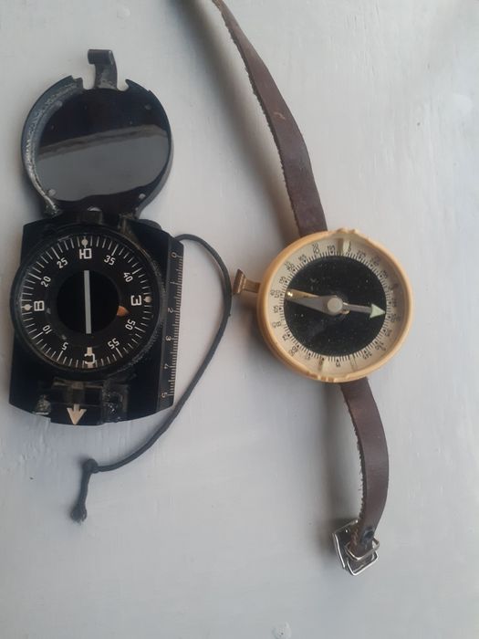 Продаётся советские компасы
