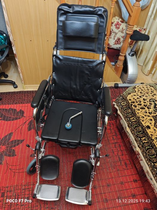 Продам инвалидную коляску