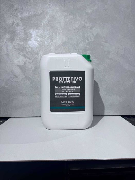 Укрепляющая грунтовка глубокого проникновения для старой штукатурки.