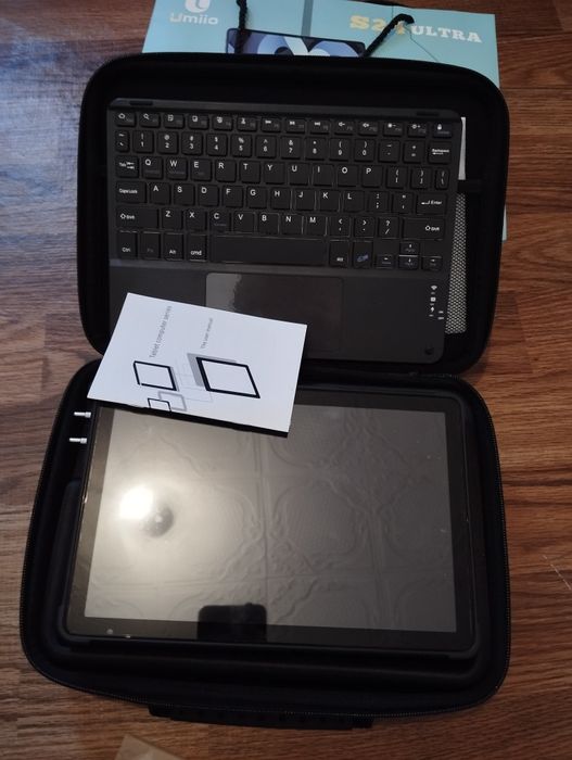 Планшет новый срочно!